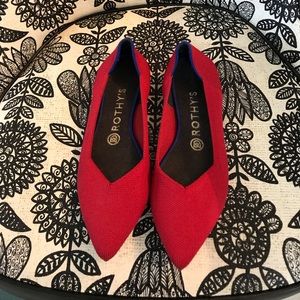 Rothy’s The Point chili pepper red